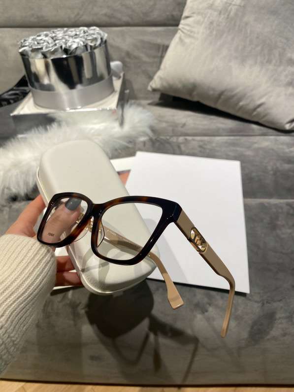 Picture of Fendi Sunglasses _SKUfw51874374fw